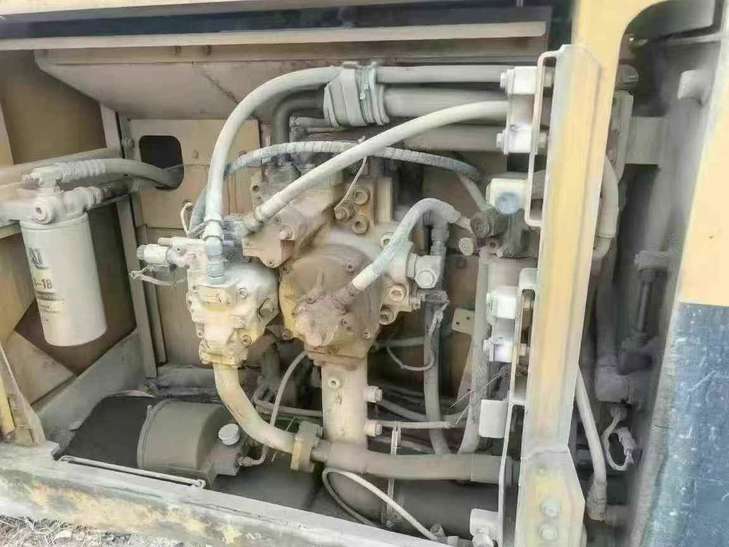 Buy Caterpillar CT195 Used Excavator / 1