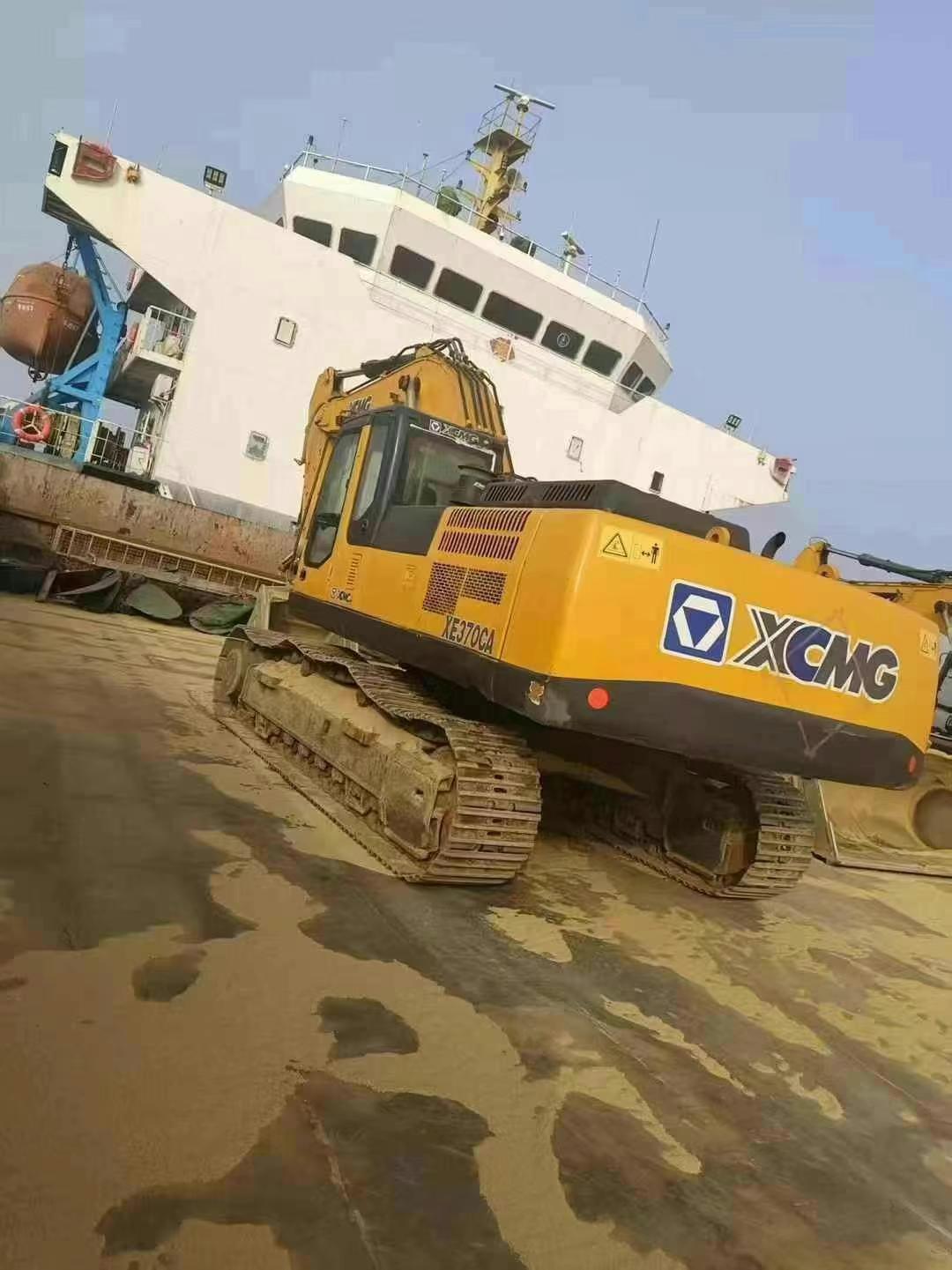 Buy XCMG XE370CA Used Excavator / 1