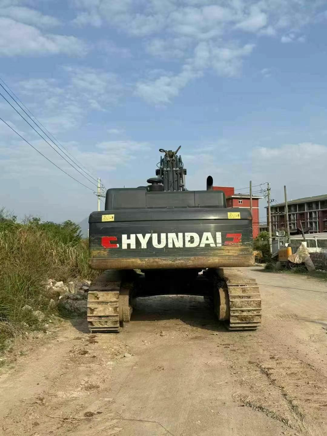 Buy Hyundai R505LVS Used Excavator / 4 Used Hyundai R505LVS Excavator 2021 Model / 4