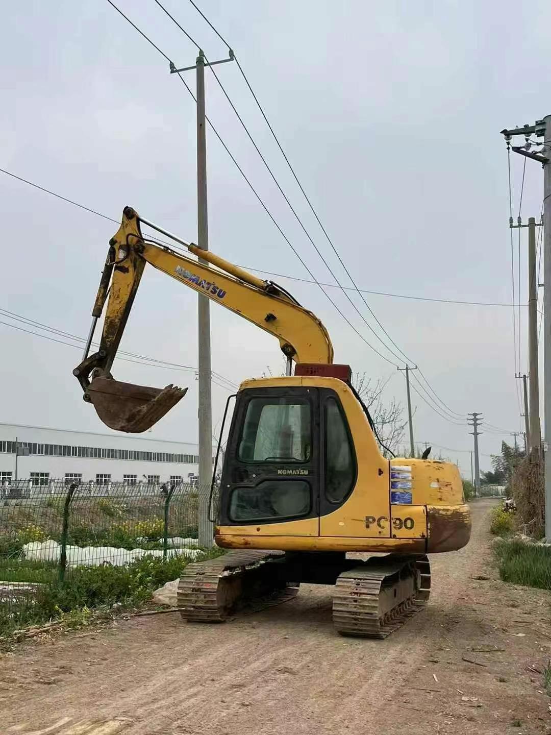 Buy Komatsu PC60-7 Used Excavator / 2 Used Komatsu PC60-7 Excavator 2010 Model / 2