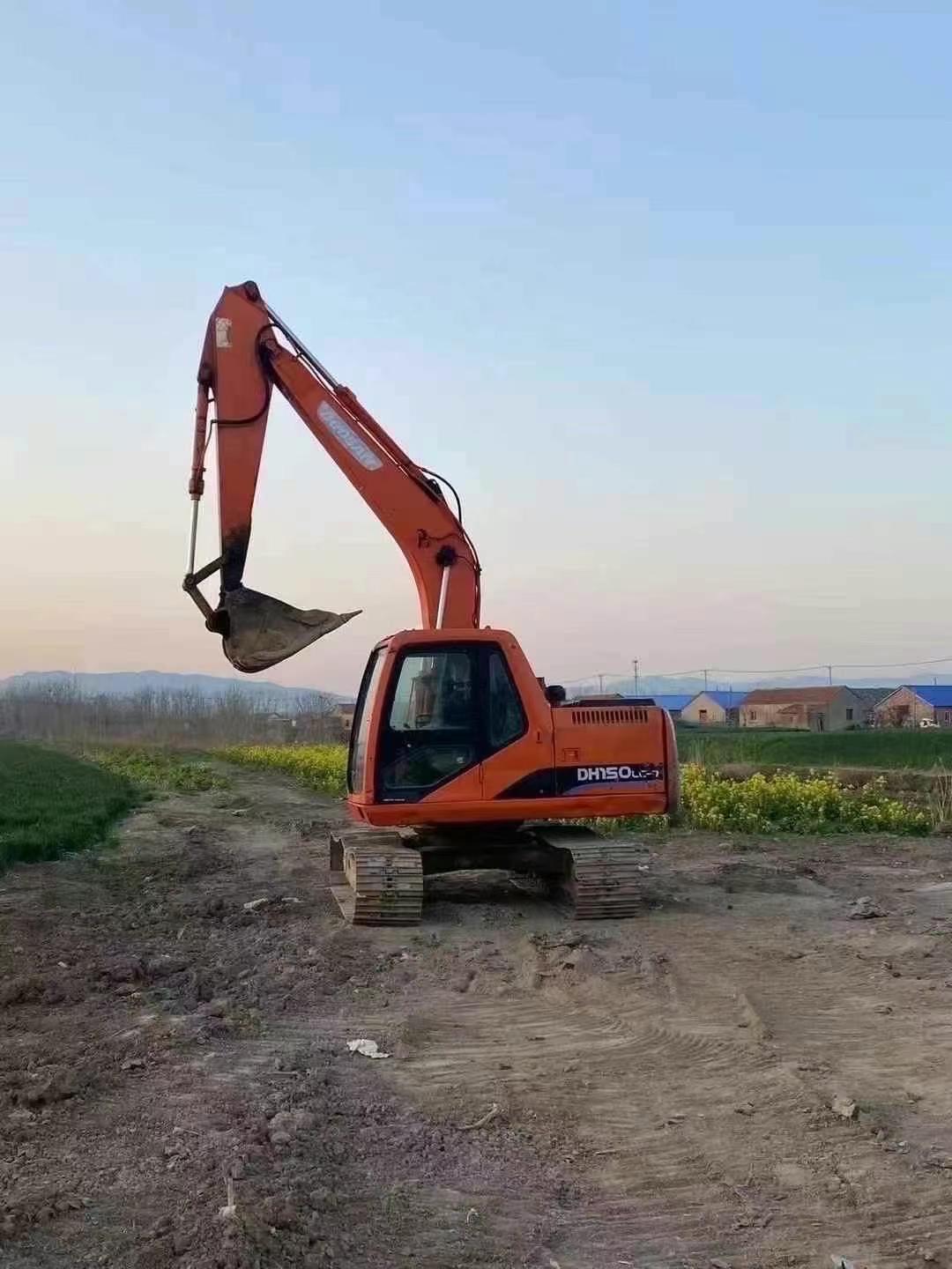 Buy Doosan DX15 Used Excavator / 1