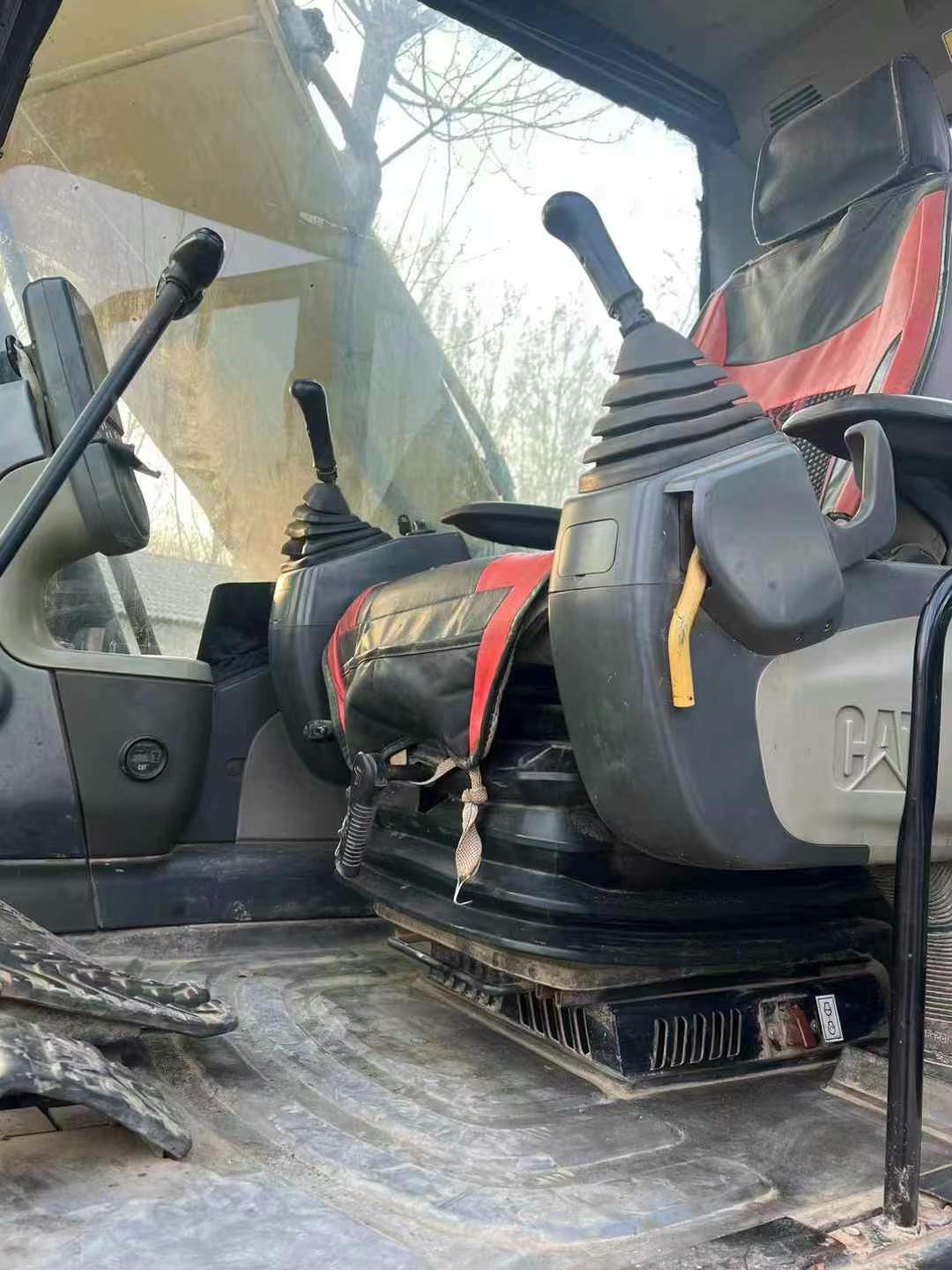 Buy Caterpillar 320D Used Excavator / 9 Used Caterpillar 320D Excavator 2011 Model / 9