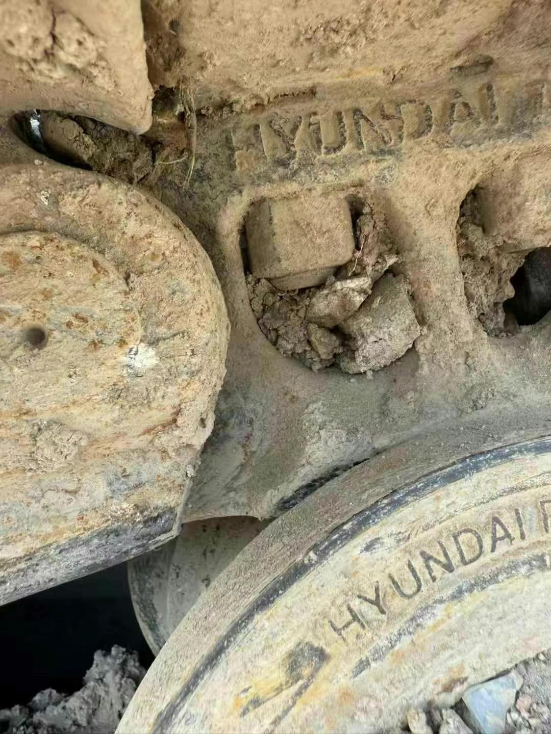 Buy Hyundai R505LVS Used Excavator / 5 Used Hyundai R505LVS Excavator 2021 Model / 5