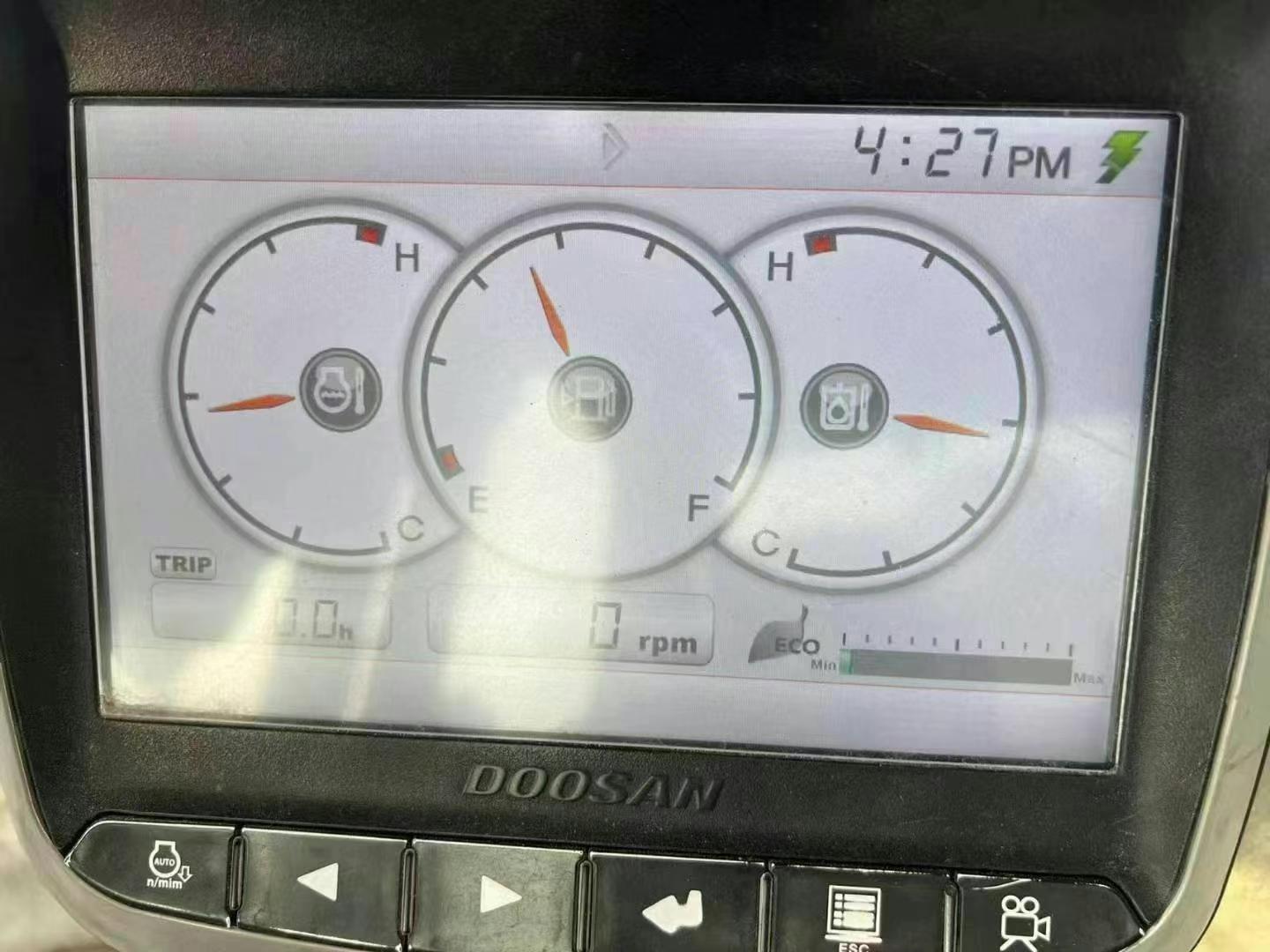 Buy Doosan DX500 Used Excavator / 5 Used Doosan DX500 Excavator 2016 Model / 5