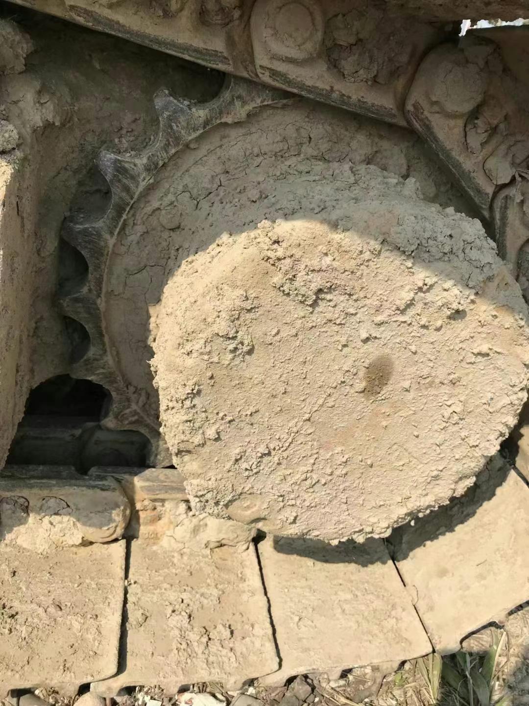 Buy Kobelco SK200 Used Excavator / 9 Used Kobelco SK200 Excavator 2016 Model / 9