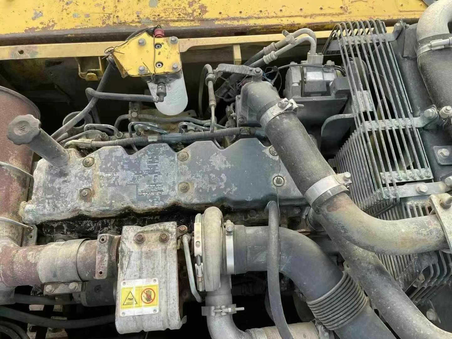 Buy Komatsu PC200-8 Used Excavator / 7 Used Komatsu PC200-8 Excavator 2010 Model / 7