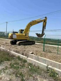 Buy Komatsu PC200-8 Used Excavator / 3 Used Komatsu PC200-8 Excavator 2010 Model / 3