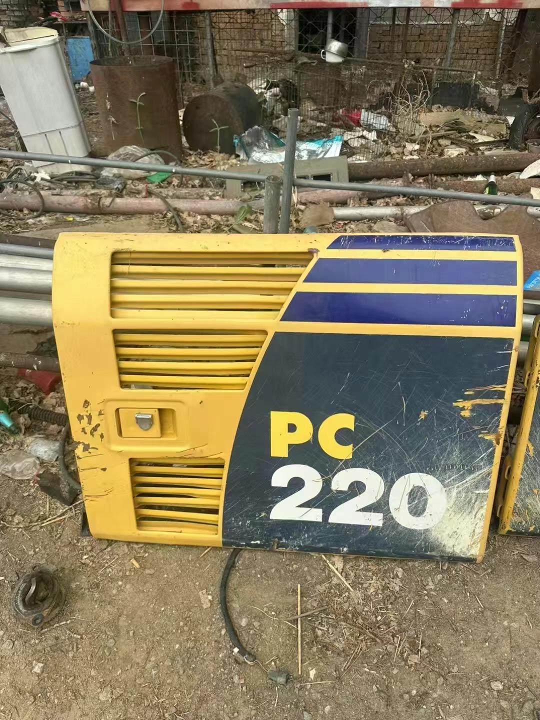 Buy Komatsu PC200-8 Used Excavator / 7 Used Komatsu PC200-8 Excavator 2016 Model / 7