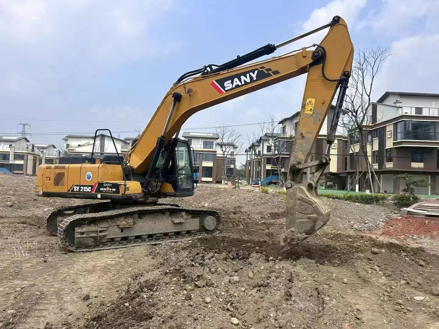 Buy Sany SY215W Used Excavator / 1