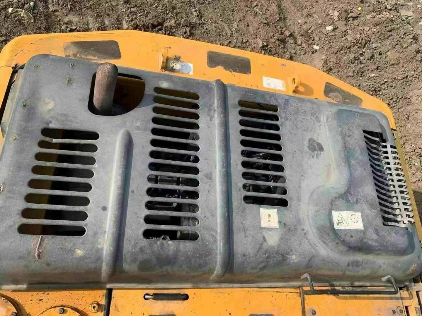 Buy Hyundai R225-7 Used Excavator / 9 Used Hyundai R225-7 Excavator 2012 Model / 9