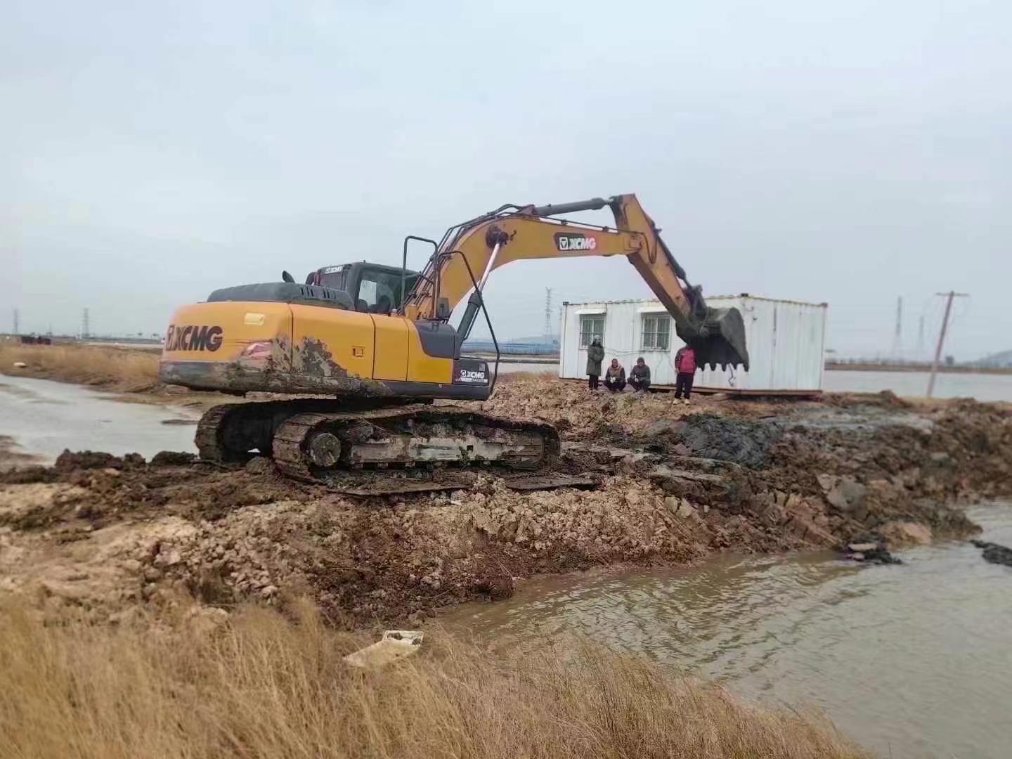 Buy XCMG LW200 Used Excavator / 2 Used XCMG LW200 Excavator 2019 Model / 2