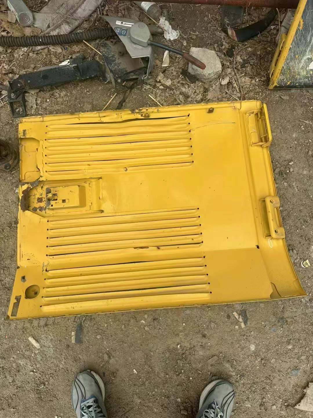 Buy Komatsu PC200-8 Used Excavator / 2 Used Komatsu PC200-8 Excavator 2016 Model / 2