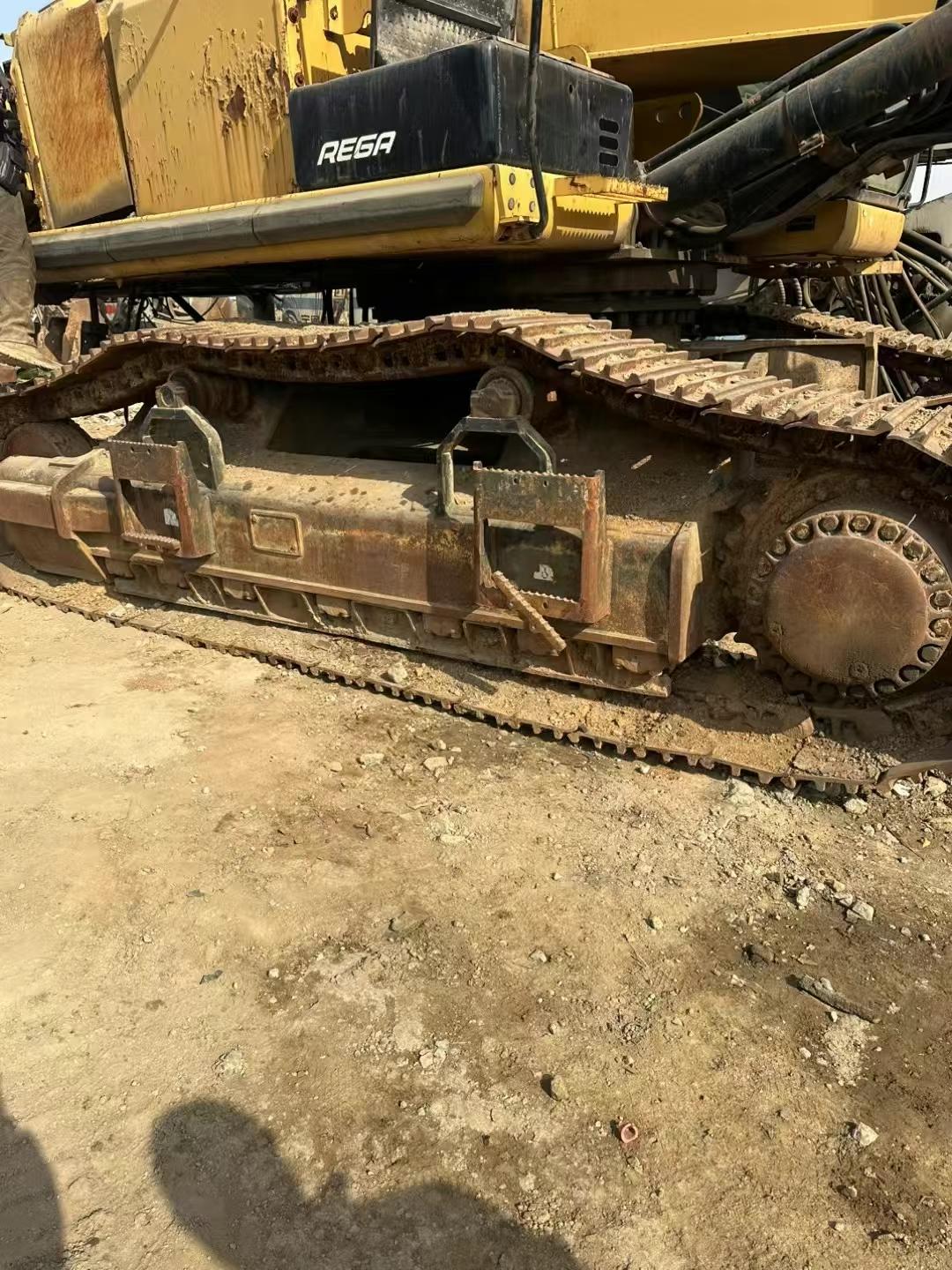 Buy Caterpillar 340DL Used Excavator / 1