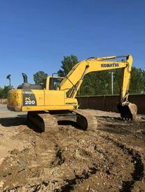 Buy Komatsu PC200 Used Excavator / 2 Used Komatsu PC200 Excavator 2016 Model / 2
