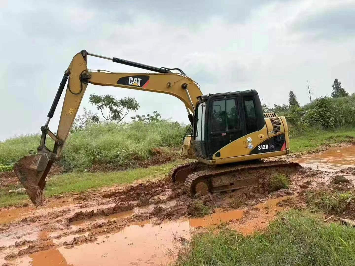 Buy Caterpillar 311 Used Excavator / 1