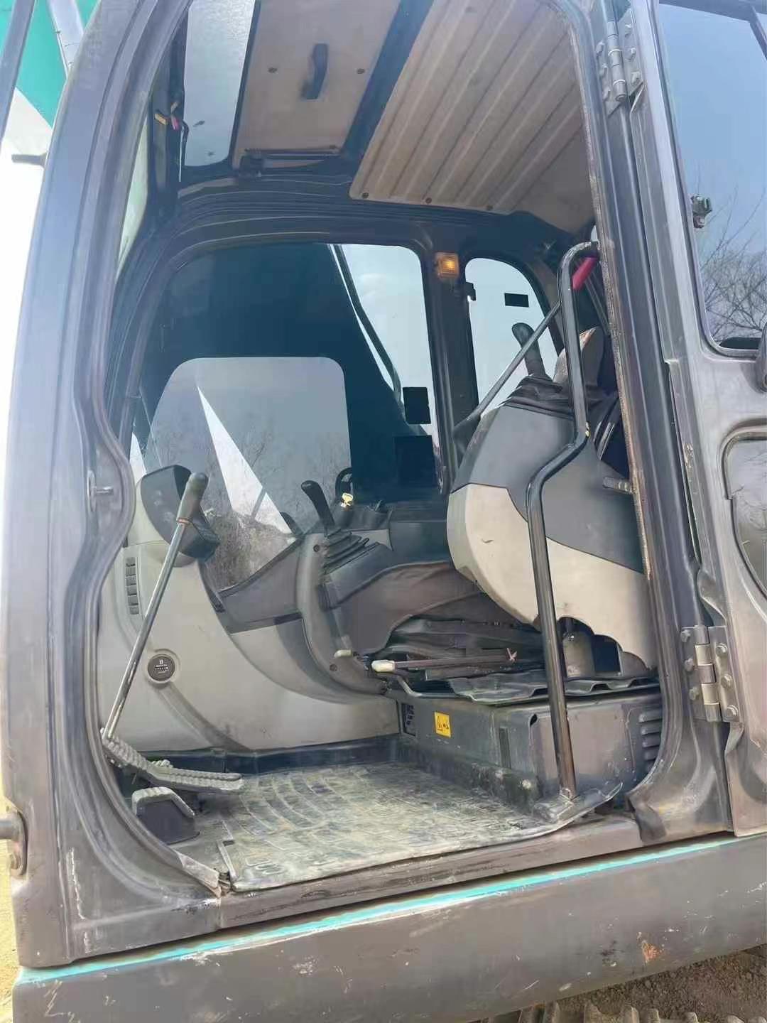 Buy Kobelco SK60 Used Excavator / 4 Used Kobelco SK60 Excavator 2016 Model / 4