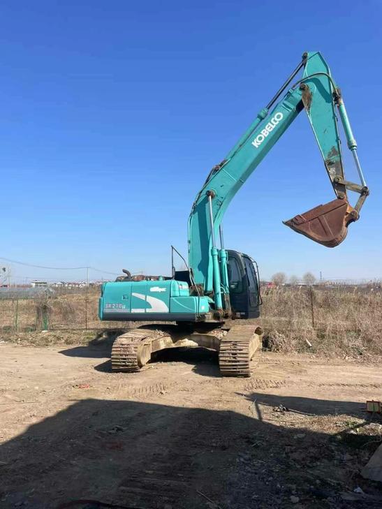 Buy Kobelco SK210 Used Excavator / 1