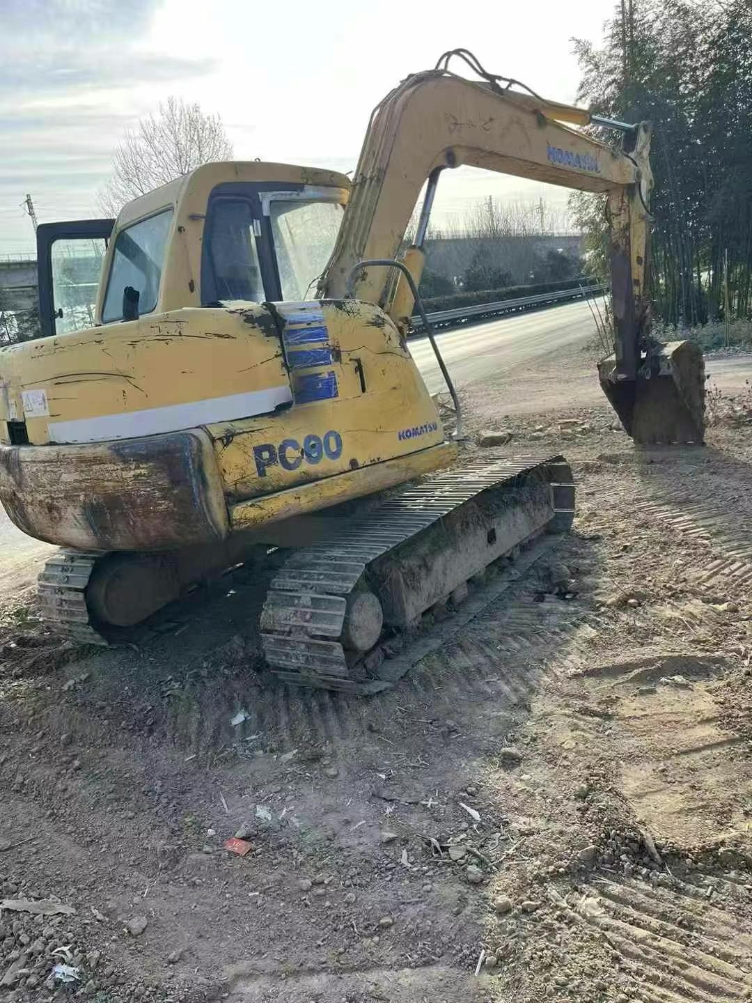 Buy Komatsu PC60-7 Used Excavator / 3 Used Komatsu PC60-7 Excavator 2016 Model / 3