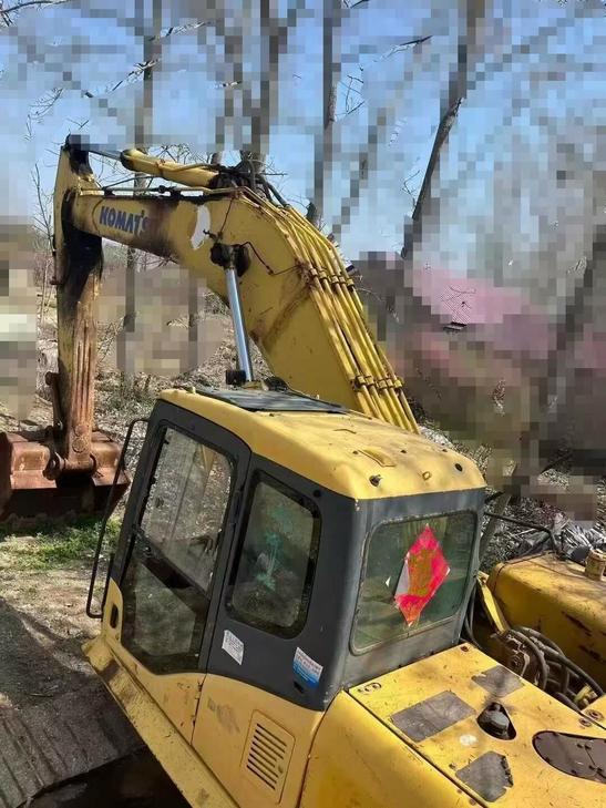 Buy Komatsu PC60-7 Used Excavator / 1