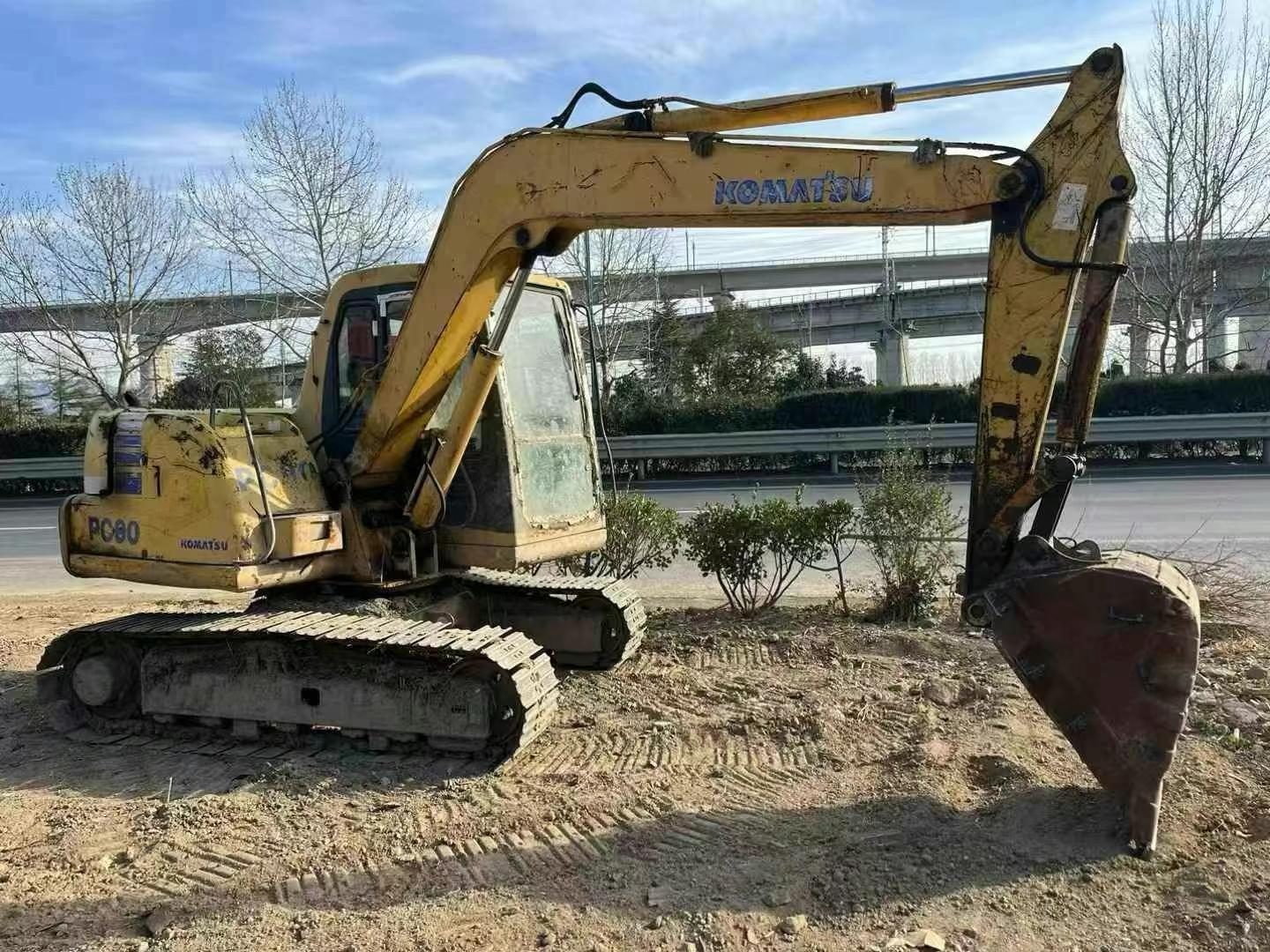 Buy Komatsu PC60-7 Used Excavator / 2 Used Komatsu PC60-7 Excavator 2016 Model / 2