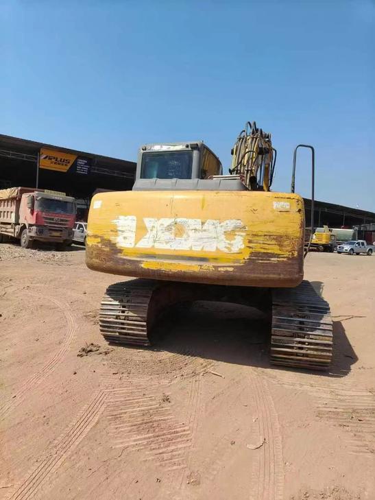 Buy XCMG XE150 Used Excavator / 1