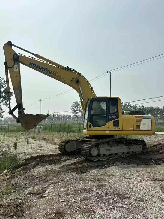 Buy Komatsu PC200-8N1 Used Excavator / 1