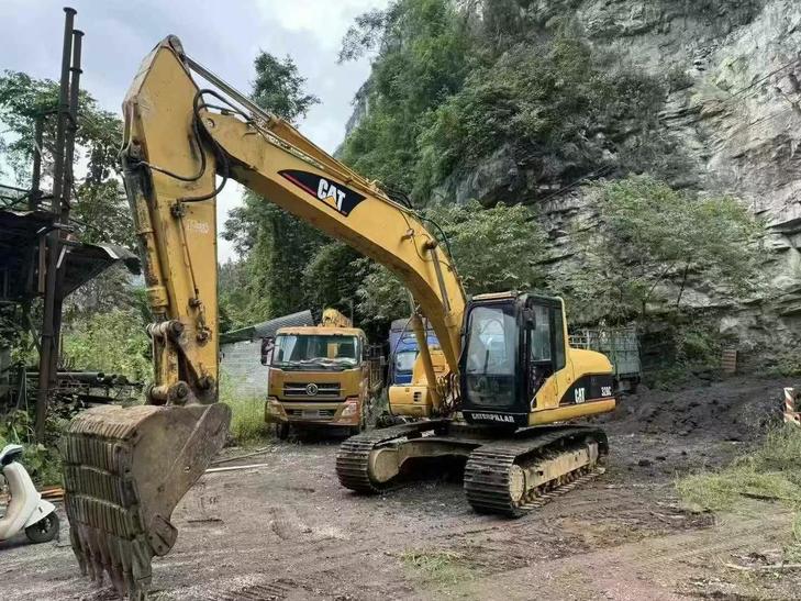 Buy Caterpillar 320C Used Excavator / 1