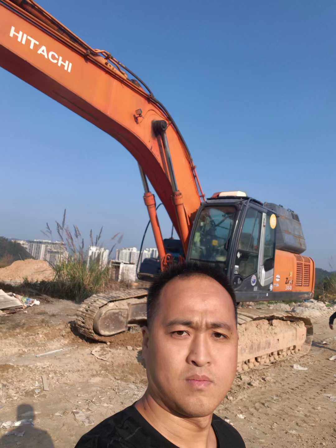Buy Hitachi ZW330 Used Excavator / 1