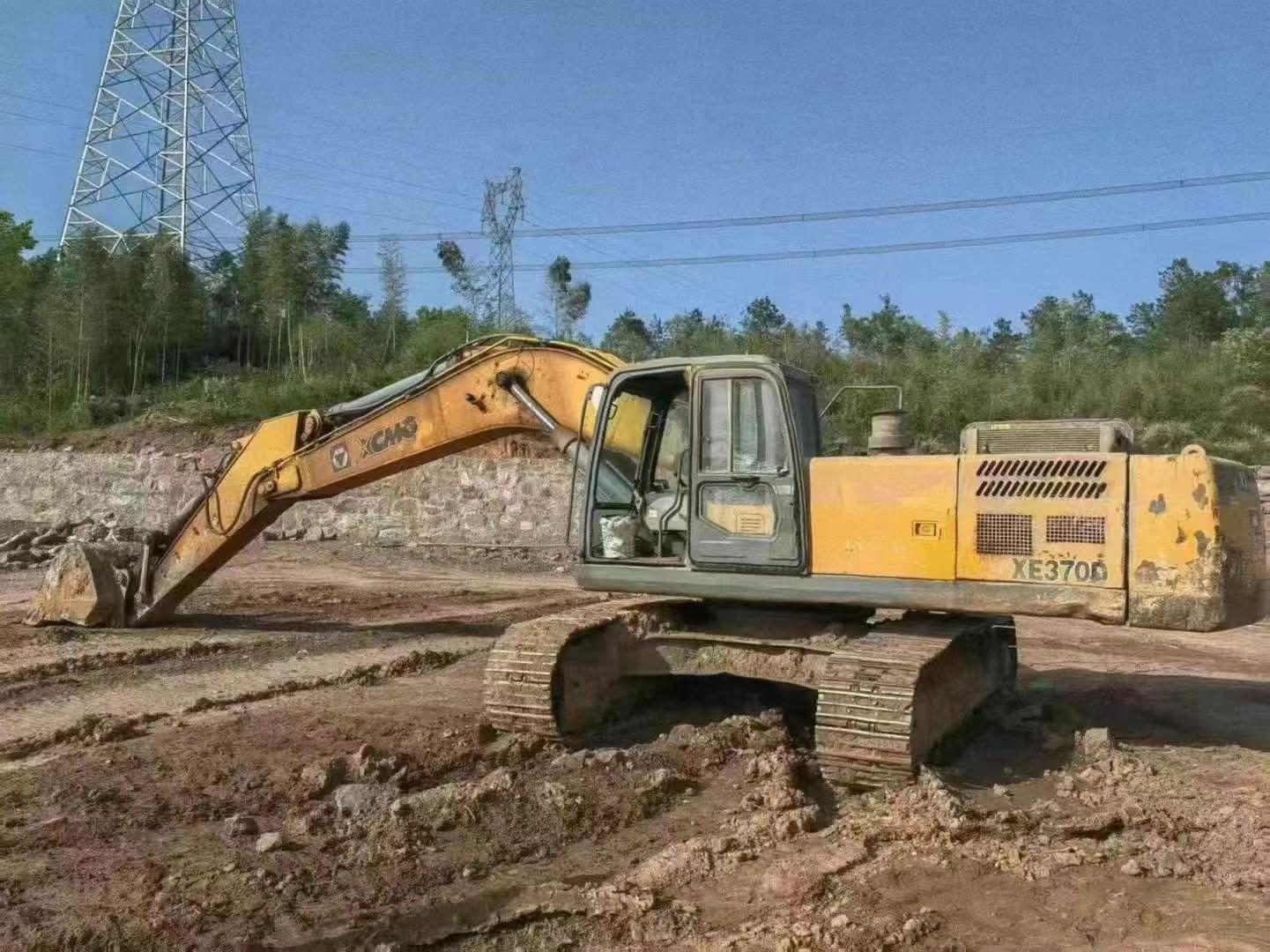 Buy XCMG XE370 Used Excavator / 5 Used XCMG XE370 Excavator 2013 Model / 5