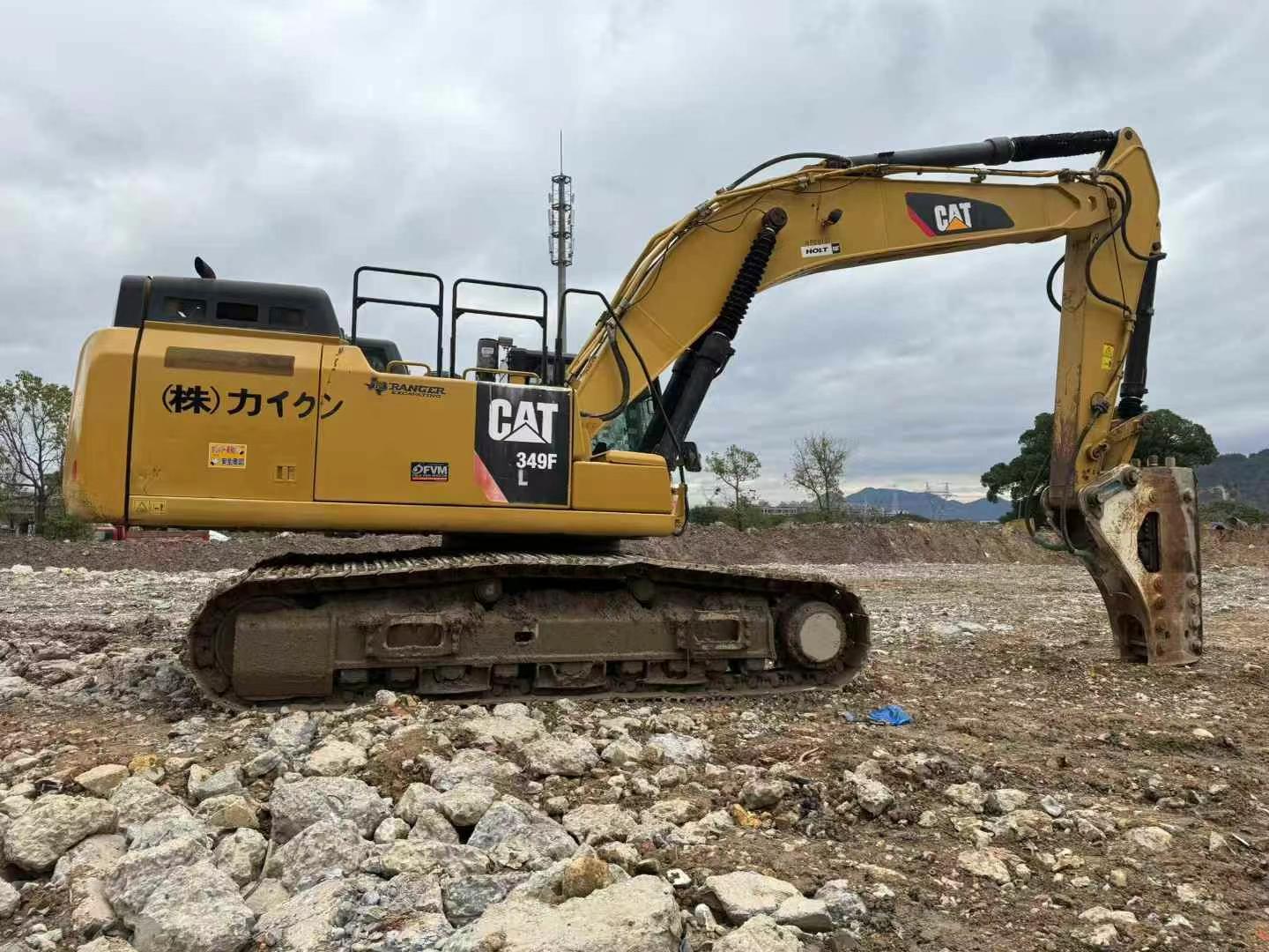 Buy Caterpillar 349FL Used Excavator / 1