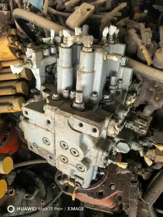 Buy Hitachi ZX120 Used Excavator / 1