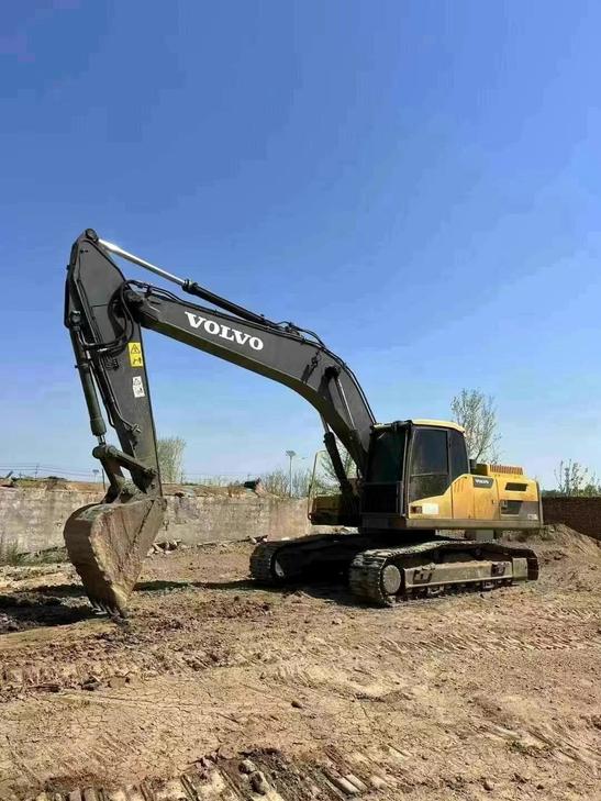 Buy Volvo EW50 Used Excavator / 1