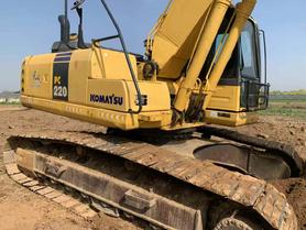 Buy Komatsu PC220 Used Excavator / 2 Used Komatsu PC220 Excavator 2016 Model / 2
