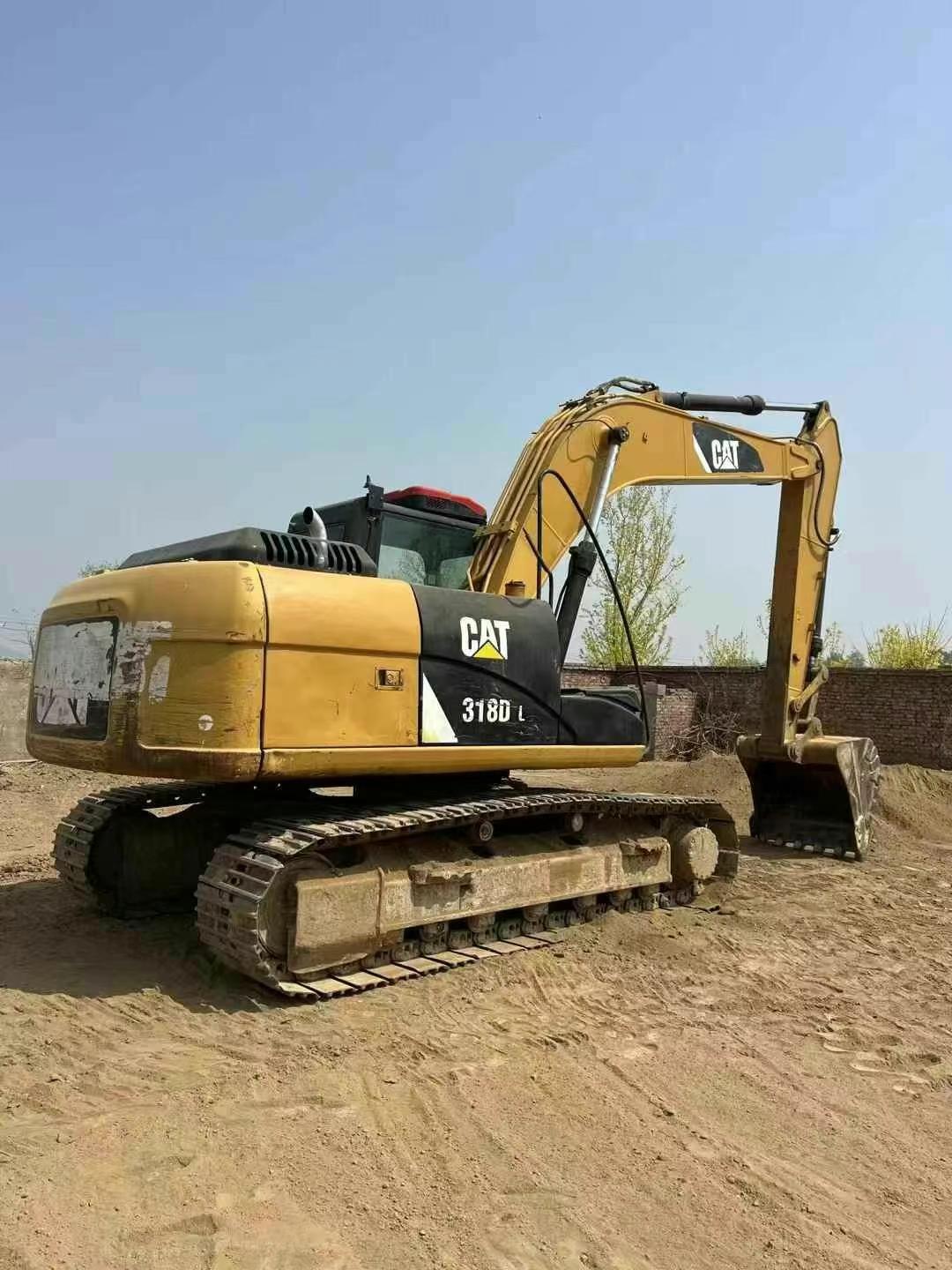 Buy Caterpillar CT18 Used Excavator / 5 Used Caterpillar CT18 Excavator 2016 Model / 5