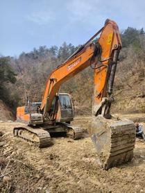 Buy Doosan DH200-3 Used Excavator / 4 Used Doosan DH200-3 Excavator 2020 Model / 4