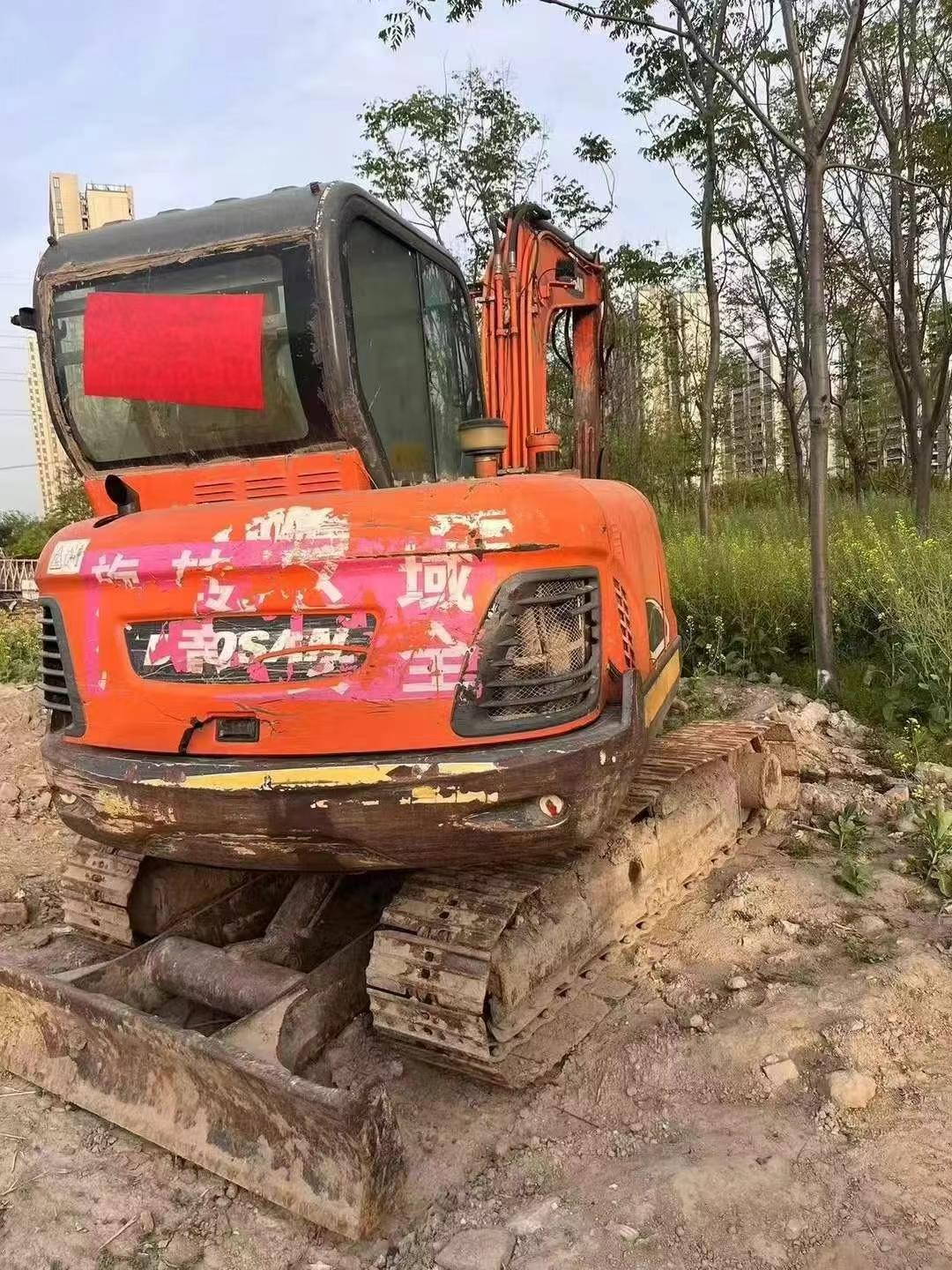 Buy Doosan DH55 Used Excavator / 3 Used Doosan DH55 Excavator 2016 Model / 3