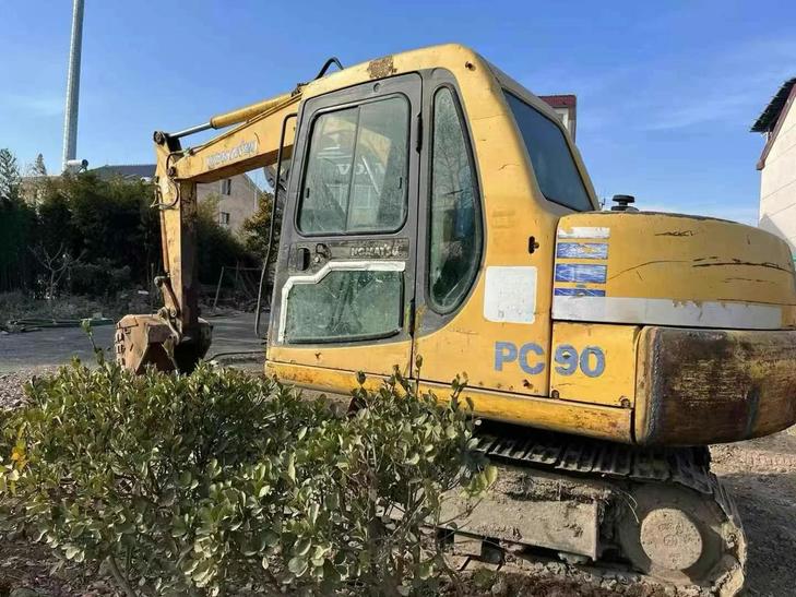 Buy Komatsu PC60-7 Used Excavator / 1