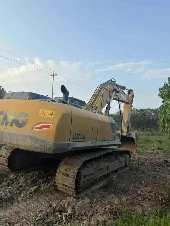Buy XCMG XE370 Used Excavator / 1