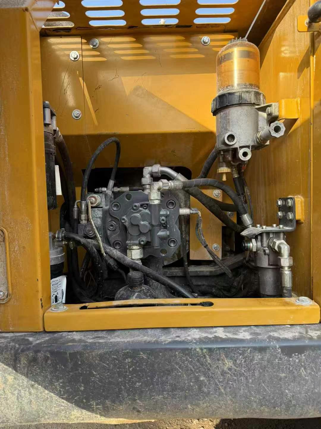 Buy XCMG XE135GA Used Excavator / 4 Used XCMG XE135GA Excavator 2021 Model / 4