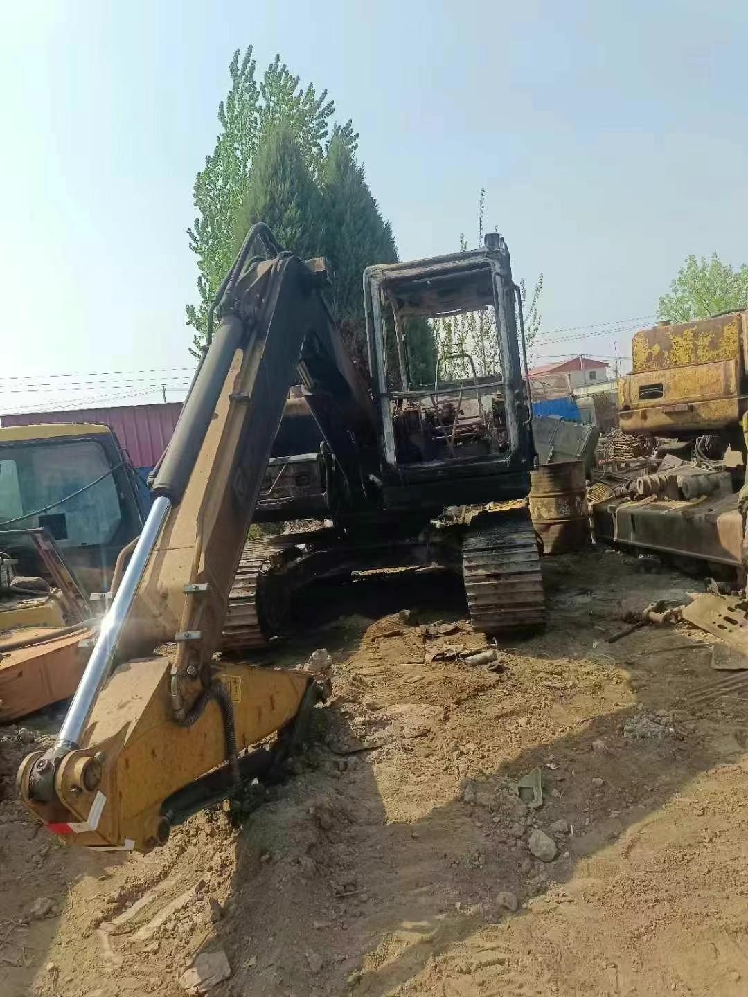 Buy XCMG XE75WD Used Excavator / 1