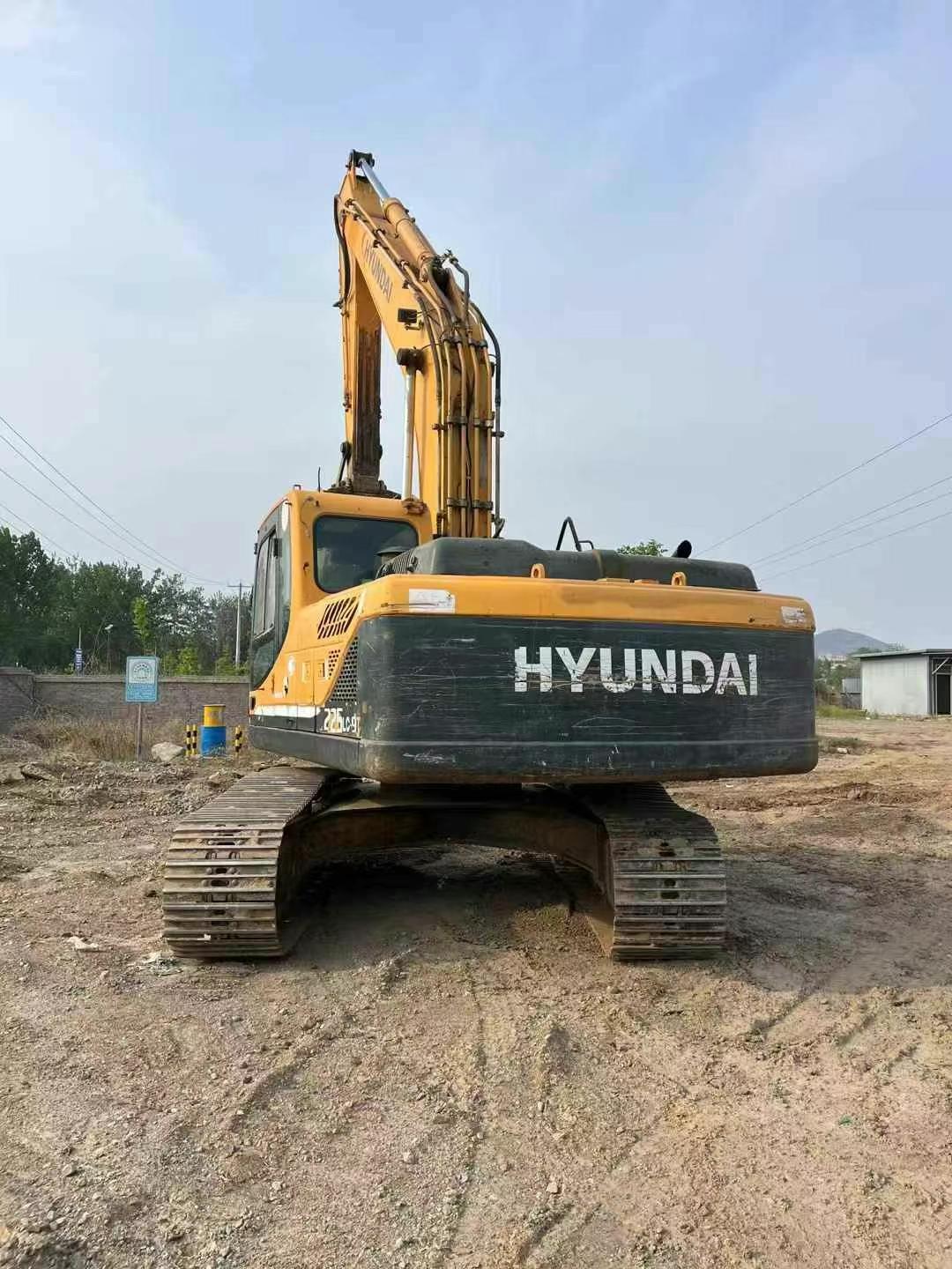 Buy Hyundai R225LC-9V Used Excavator / 2 Used Hyundai R225LC-9V Excavator 2016 Model / 2