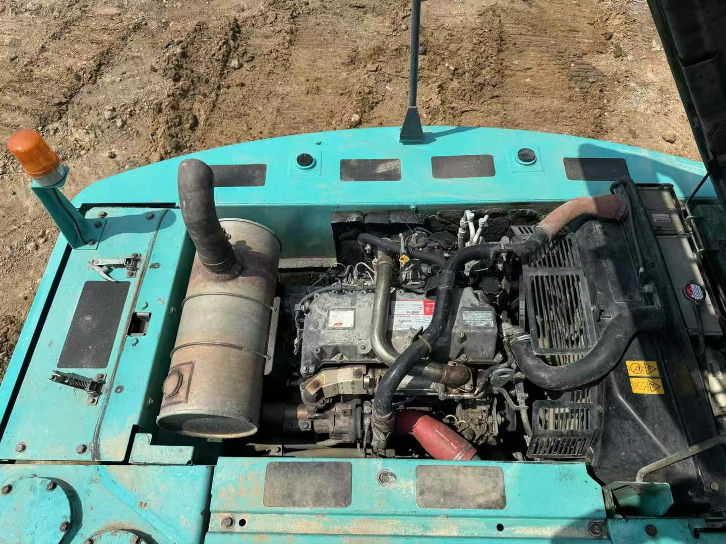 Buy Kobelco SK200 Used Excavator / 9 Used Kobelco SK200 Excavator 2022 Model / 9