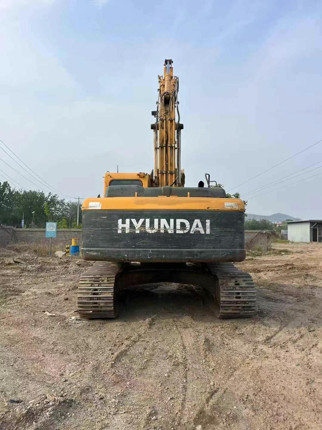 Buy Hyundai R225LC-9V Used Excavator / 3 Used Hyundai R225LC-9V Excavator 2016 Model / 3