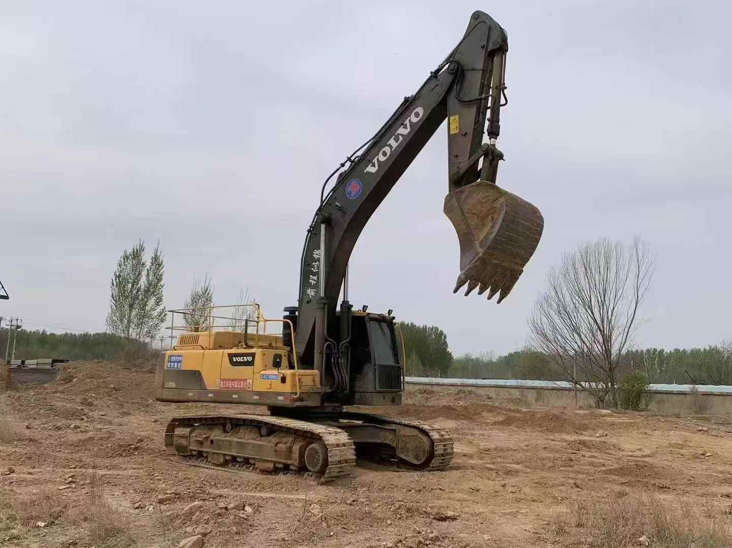 Buy Volvo ECR38 Used Excavator / 3 Used Volvo ECR38 Excavator 2016 Model / 3