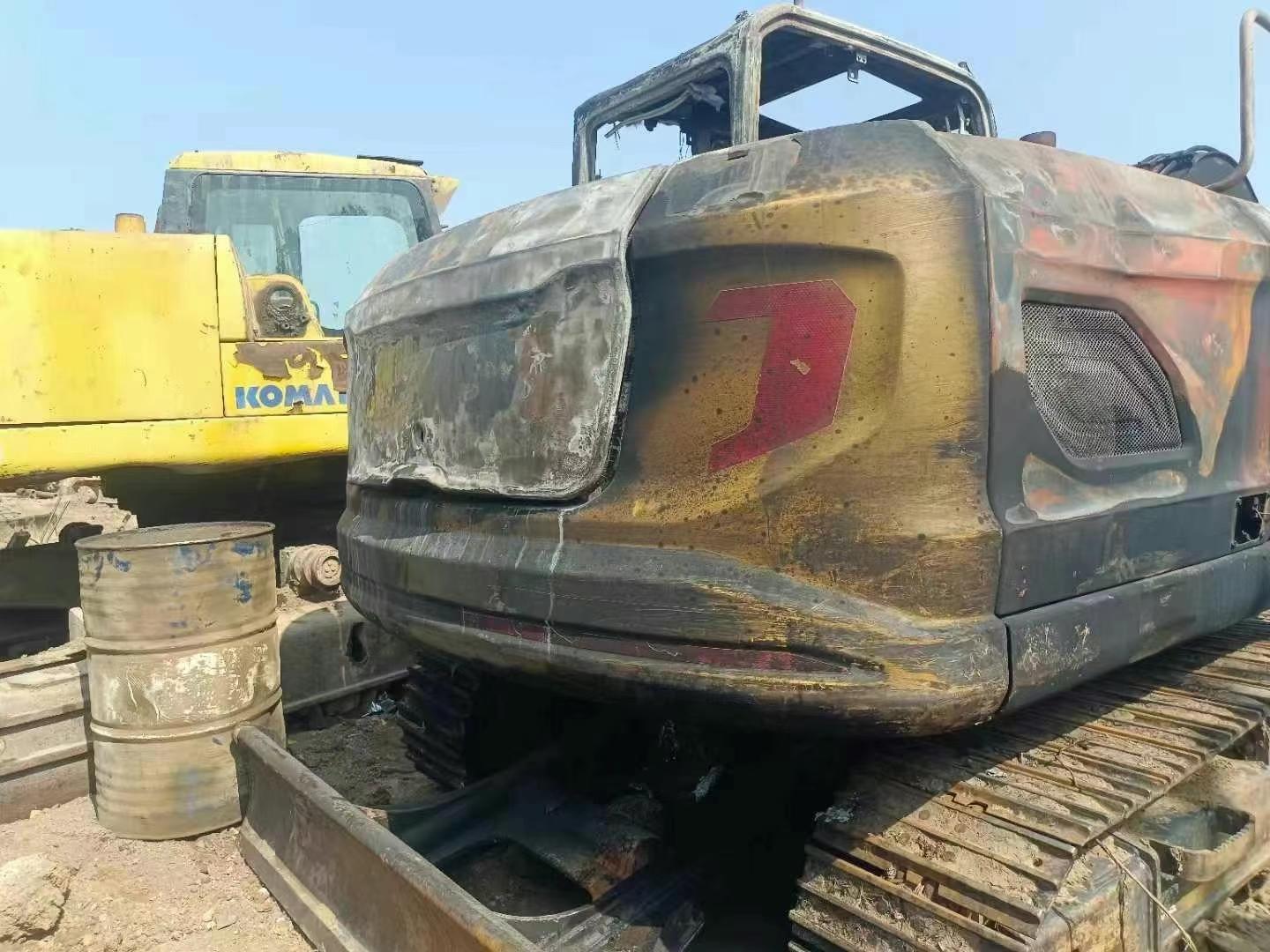 Buy XCMG XE75WD Used Excavator / 5 Used XCMG XE75WD Excavator 2023 Model / 5