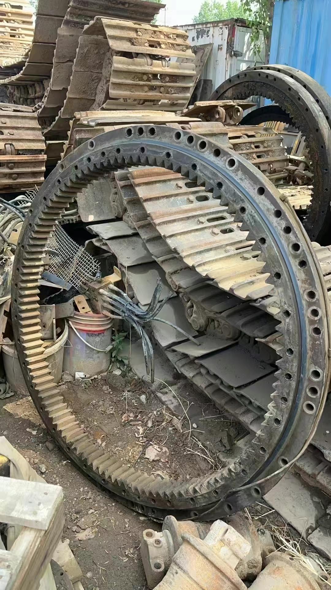 Buy Caterpillar 323 Used Excavator / 1