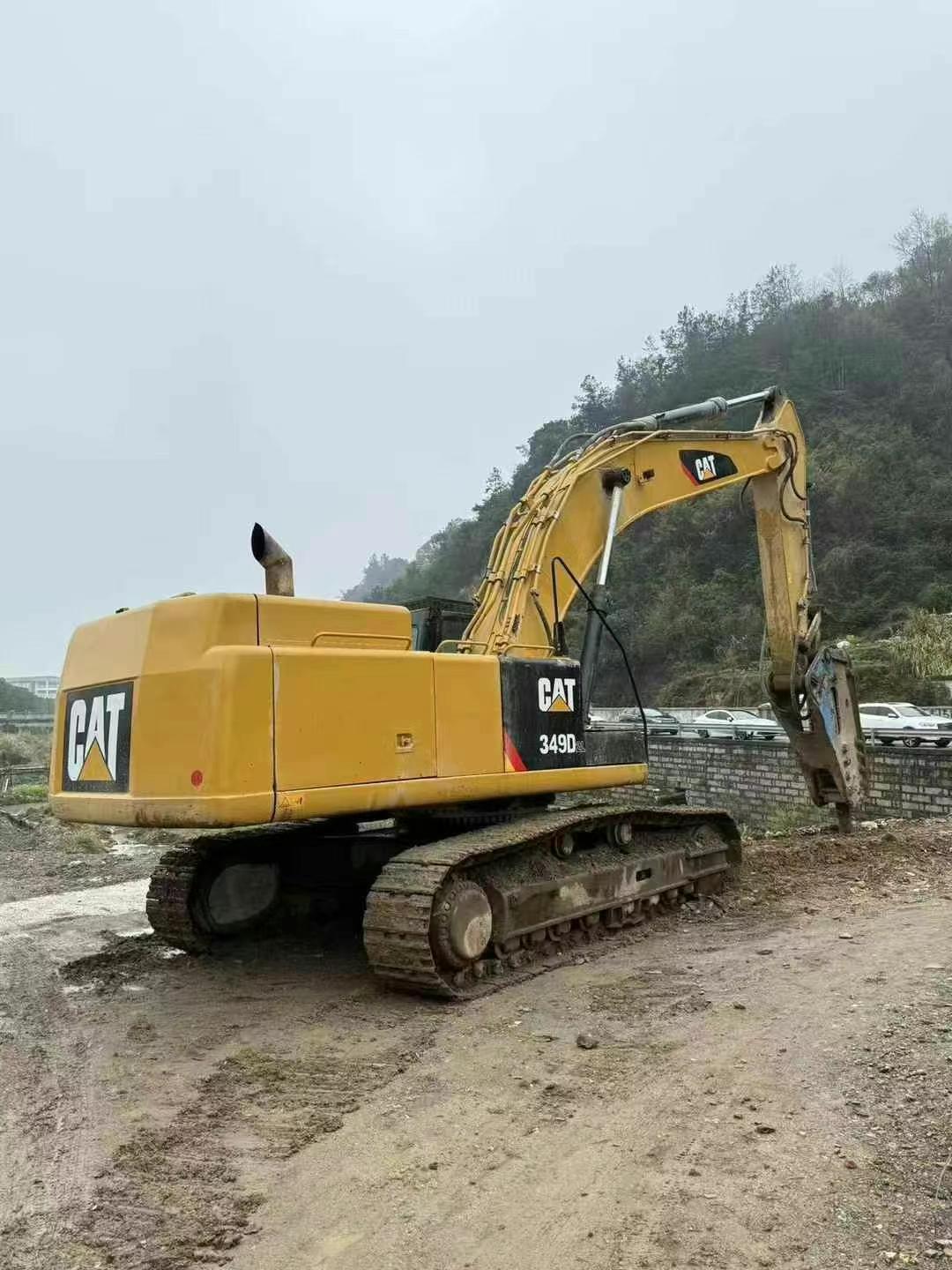 Buy Caterpillar 349FL Used Excavator / 1