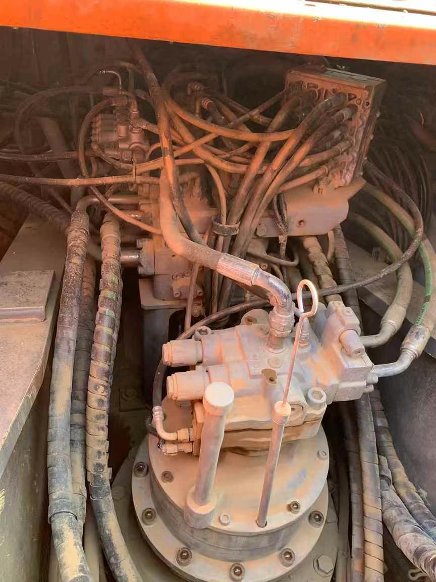 Buy Hitachi ZX240 Used Excavator / 8 Used Hitachi ZX240 Excavator 2016 Model / 8