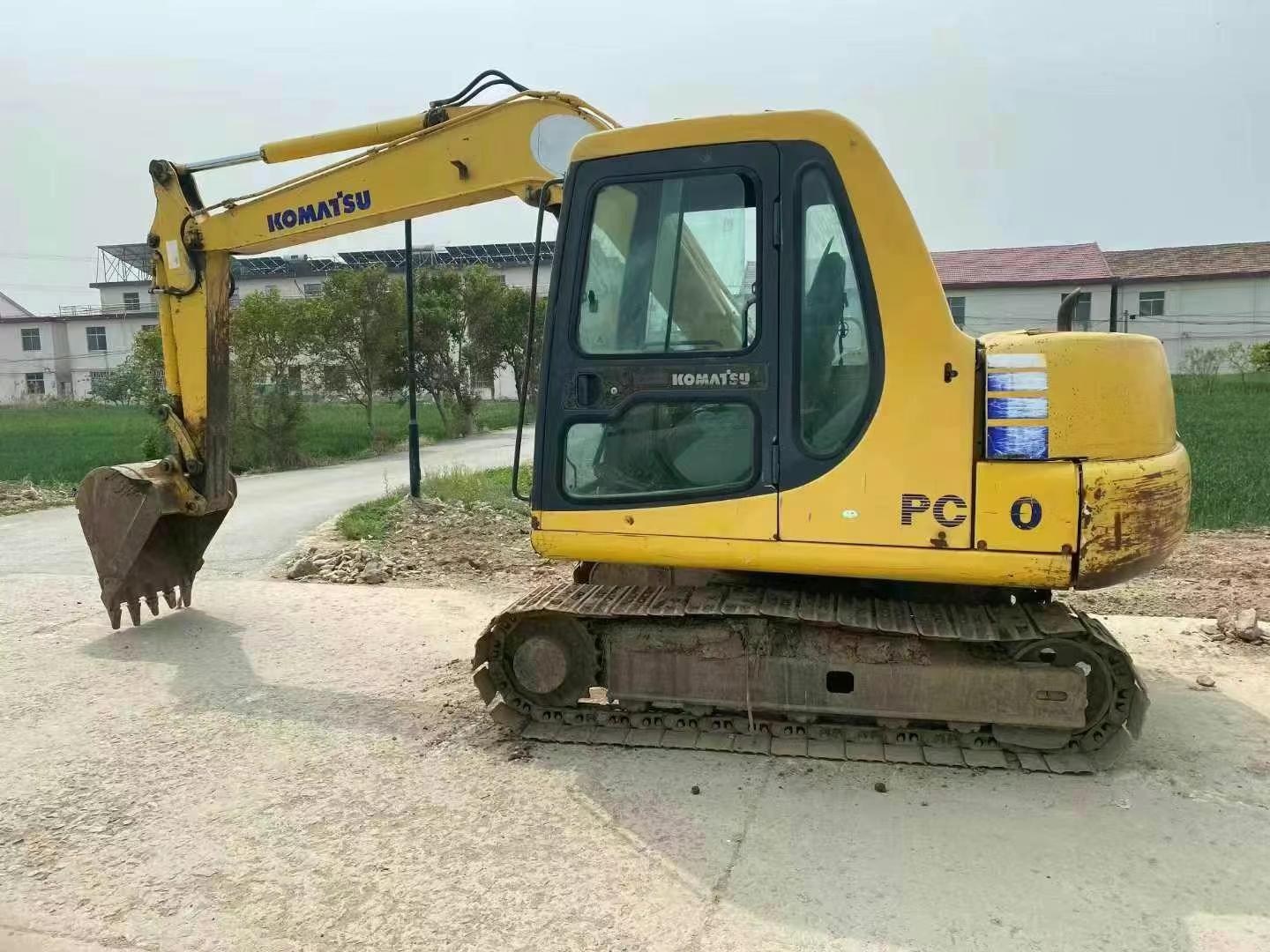 Buy Komatsu PC60 Used Excavator / 2 Used Komatsu PC60 Excavator 2016 Model / 2