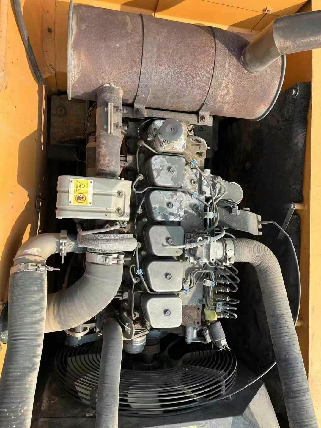 Buy Hyundai R225LC-9V Used Excavator / 8 Used Hyundai R225LC-9V Excavator 2016 Model / 8